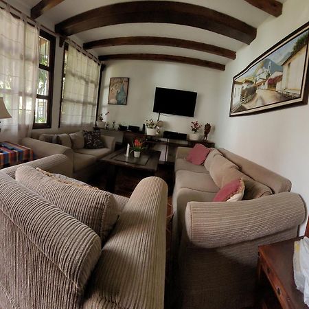 Villas Santa Ana-Ricardo Antigua Exterior photo